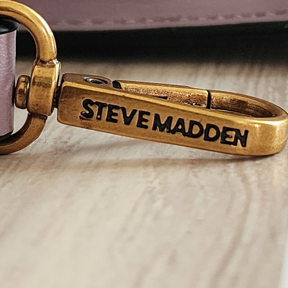 Steve Madden Bevelyn Purse Crossbody Plum Brand New With Tags - Picture 9 of 17